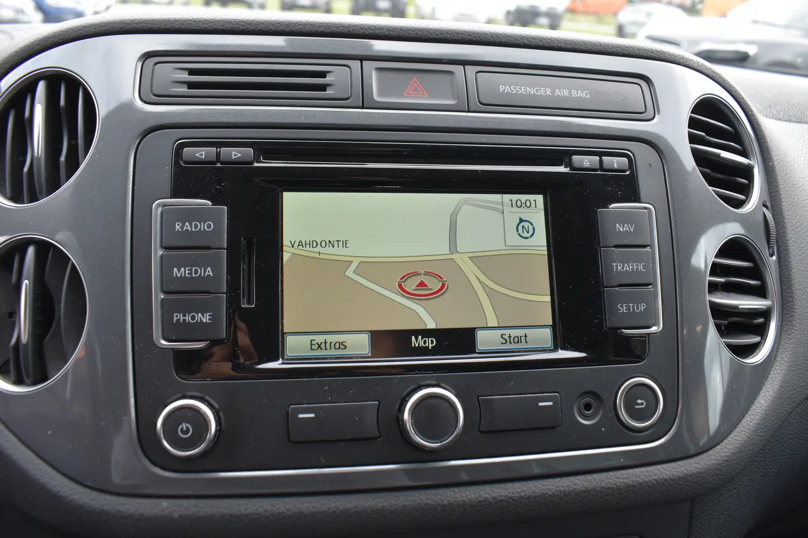 Car Image - 6dEBqlYm3AA0UwGsrPQF77