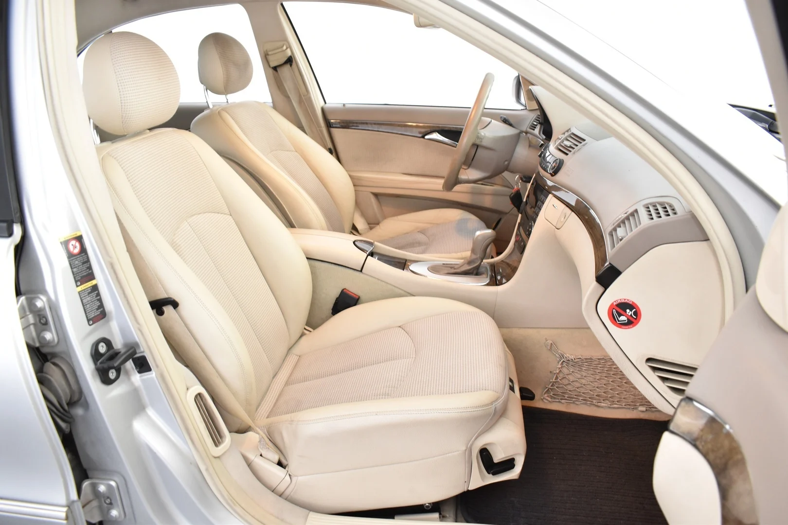 Car Image - 7k0k2mHol7k0v0WnhgpxpE
