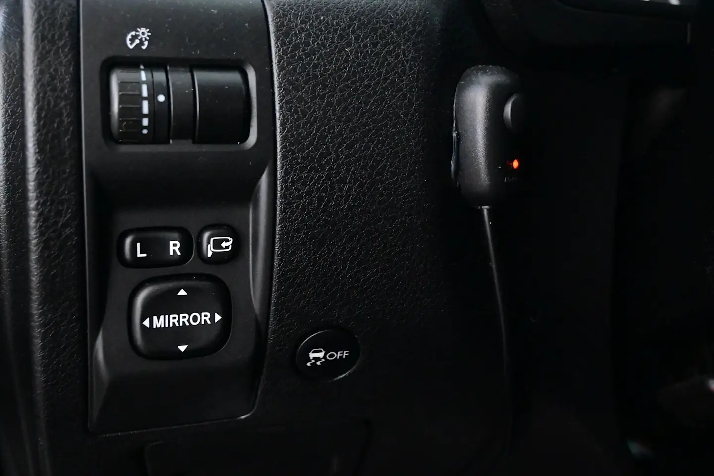 Car Image - 2qF2SxQO4LwcZ3qzNjxxCF