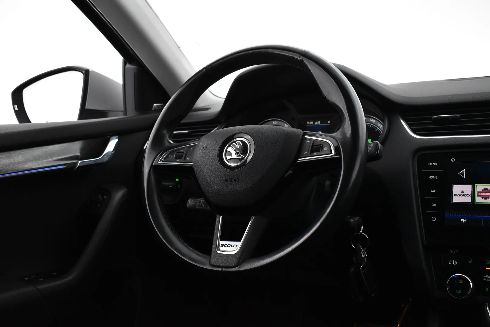 Car Image - 3fUIYLygjq36fpYTCzGEBi