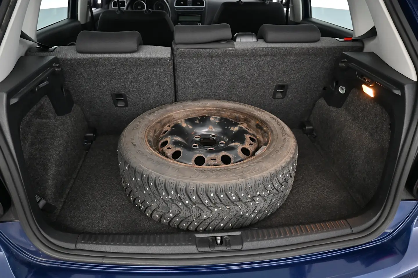 Car Image - s8QPh5m8pkCmLpuR5OpRp