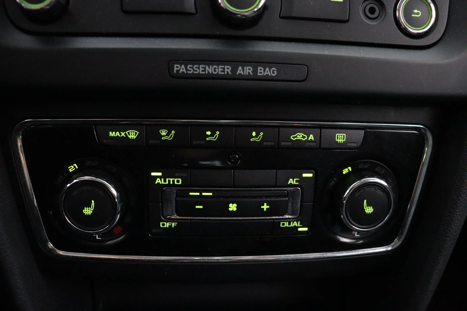 Car Image - 4TfQTTbJQgDfSDqHgutIxA