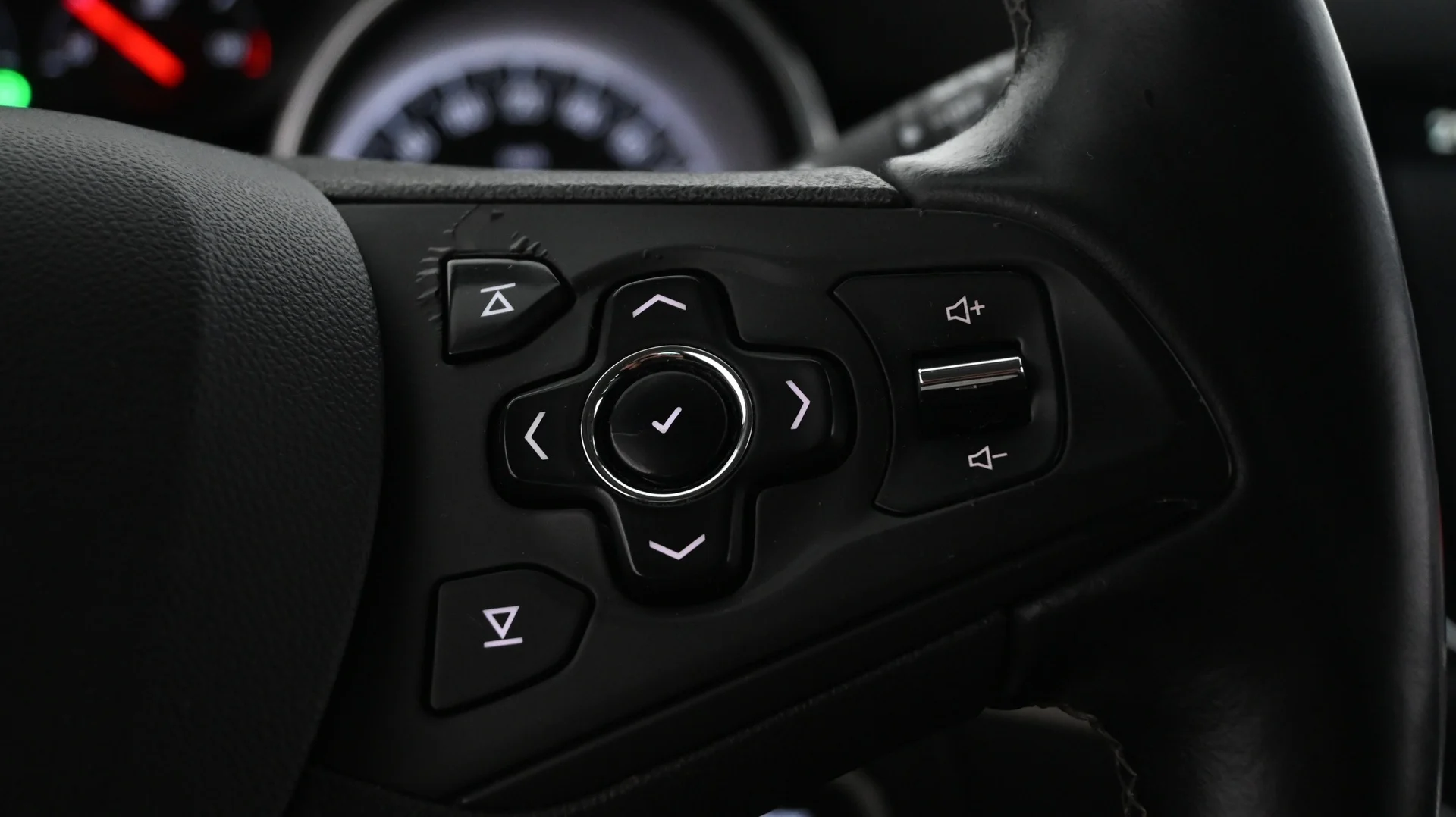 Car Image - 7w1HkwvMwyK6uYMGt5WtCa