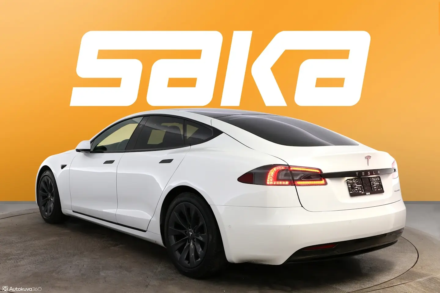Car Image - 583G0ag8Vzekd8d5Lwxrlg
