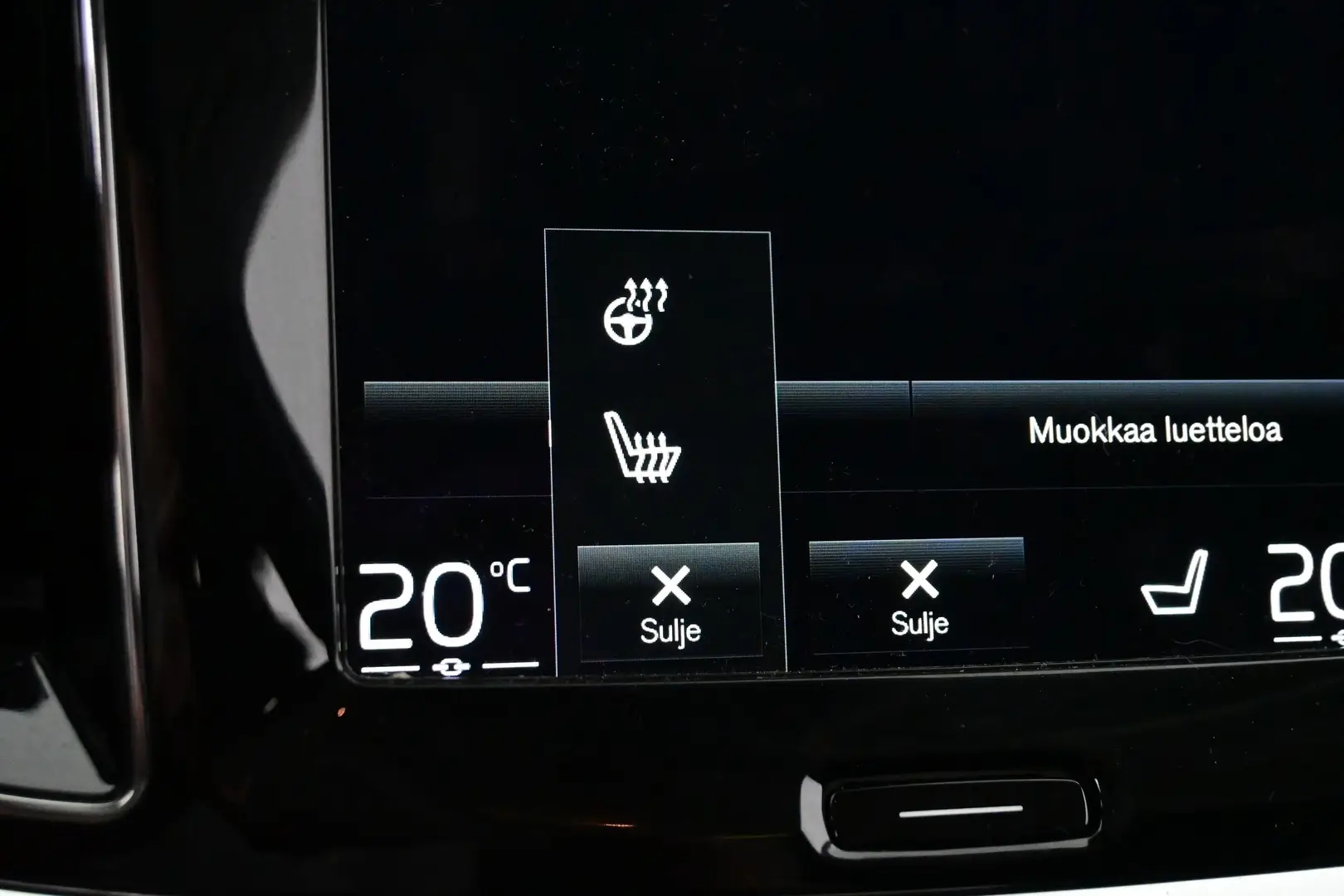 Car Image - 2Ud8olD4r3oo1hCGaEXaan