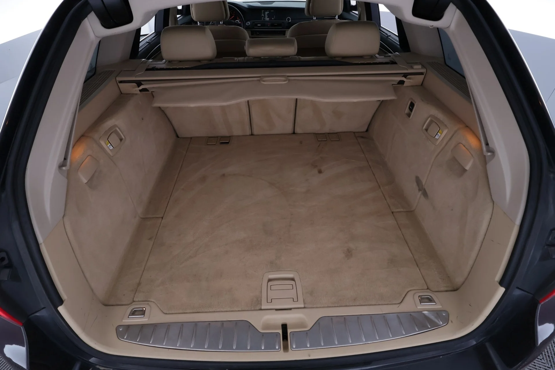 Car Image - 71eQD3spoA5qgWLfRB1tct