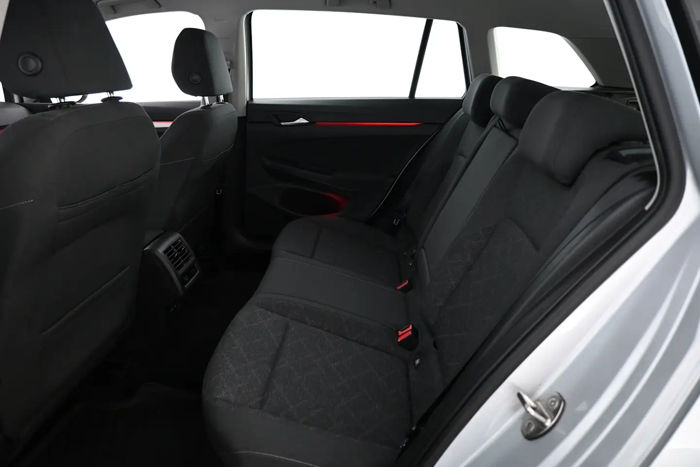Car Image - 664UHQ4V7l3HPxwfVvtZOW