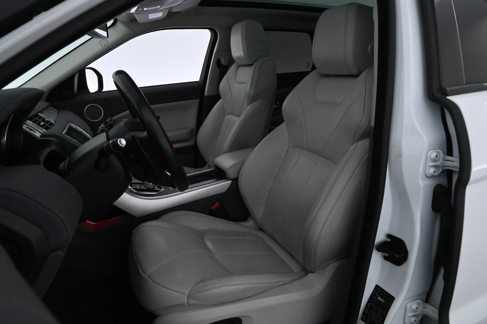 Car Image - 78bjuoOceWZ54j50eY0VxE