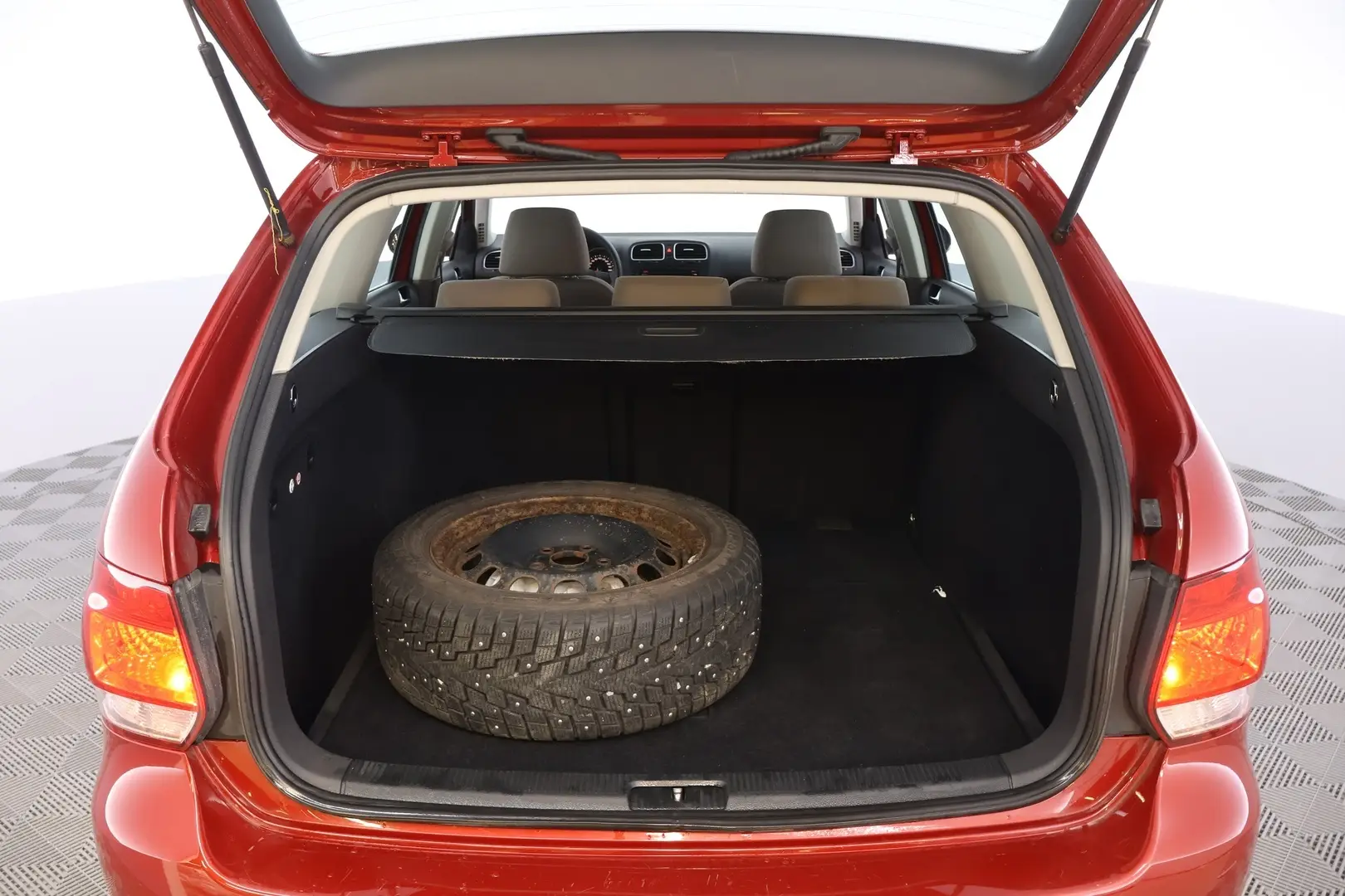 Car Image - 2e7UQiQIBeIVXUiYVc9kN7
