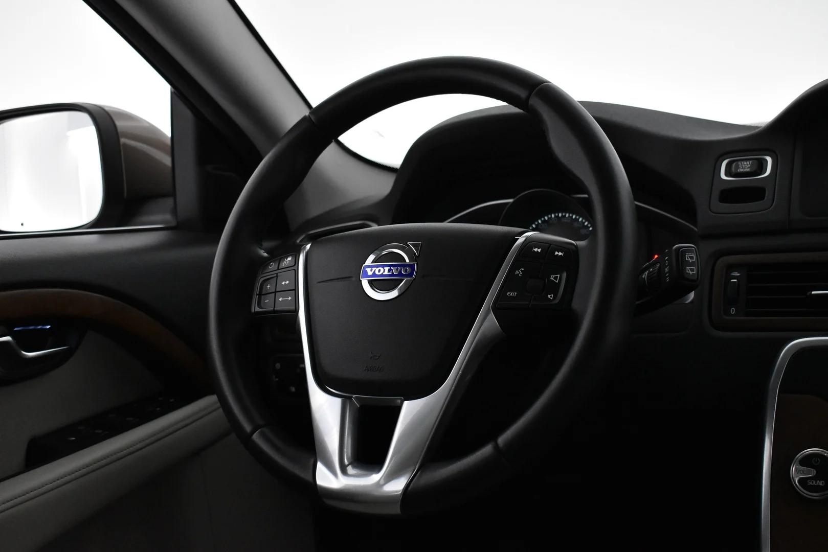 Car Image - 3HErp3dA7ZDw0HaesK3WQQ