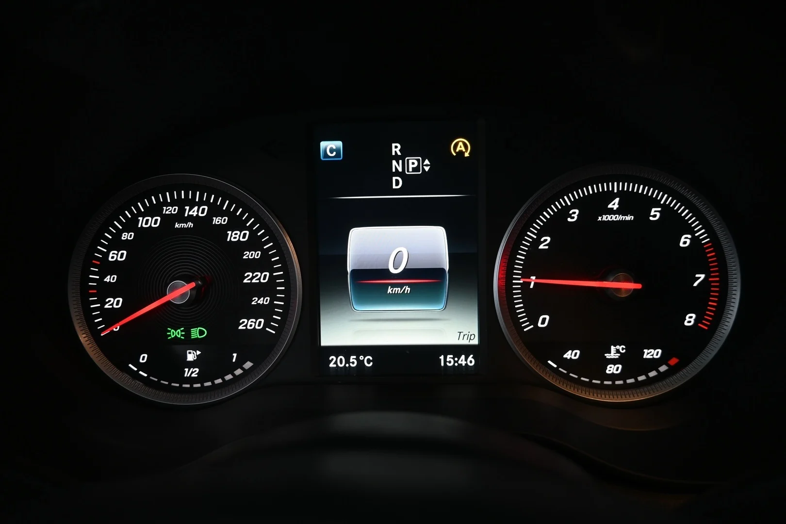 Car Image - 7EIWZH8T4AIq00V1zwe6Tp