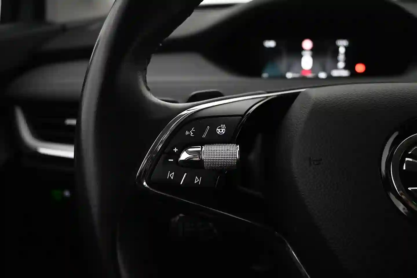 Car Image - 1PSX3bi7CgrENQ50aSfcQr