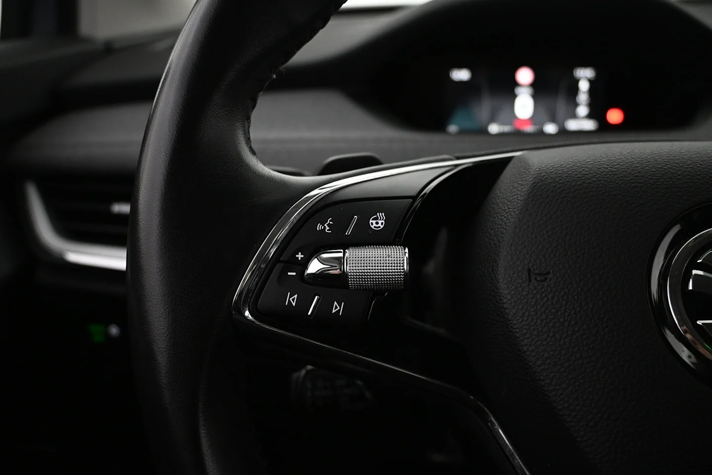 Car Image - 1PSX3bi7CgrENQ50aSfcQr