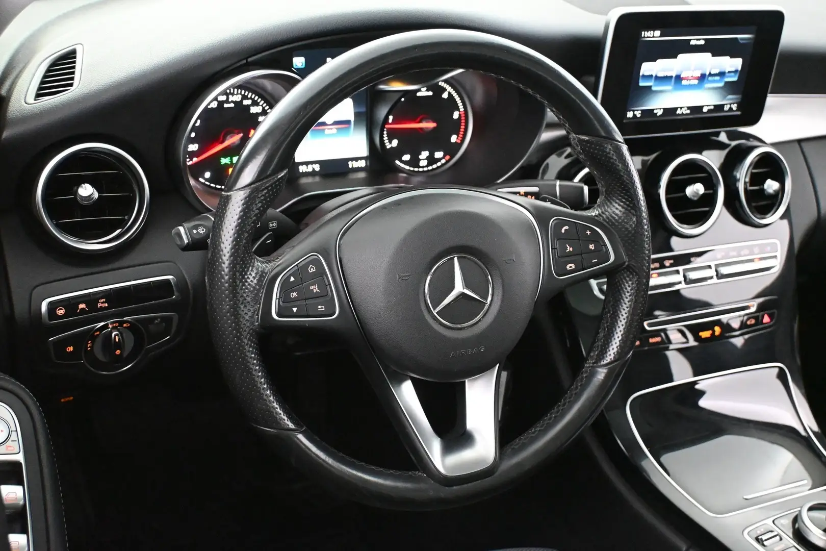 Car Image - 5a1ZaSGWu4Rmvm6DrLv7Of