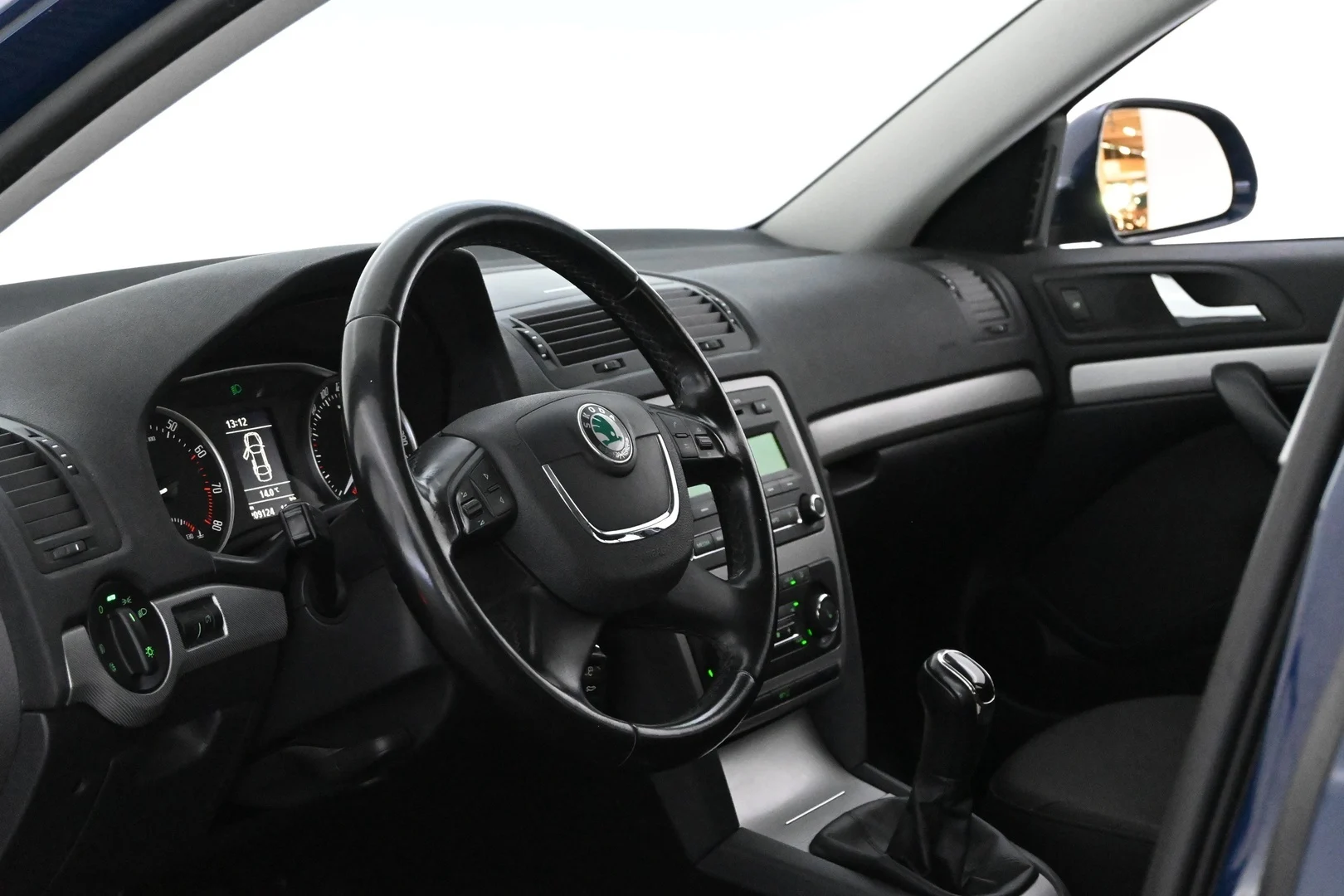 Car Image - 4HRYf25eAqBAvSNR5o6sPH