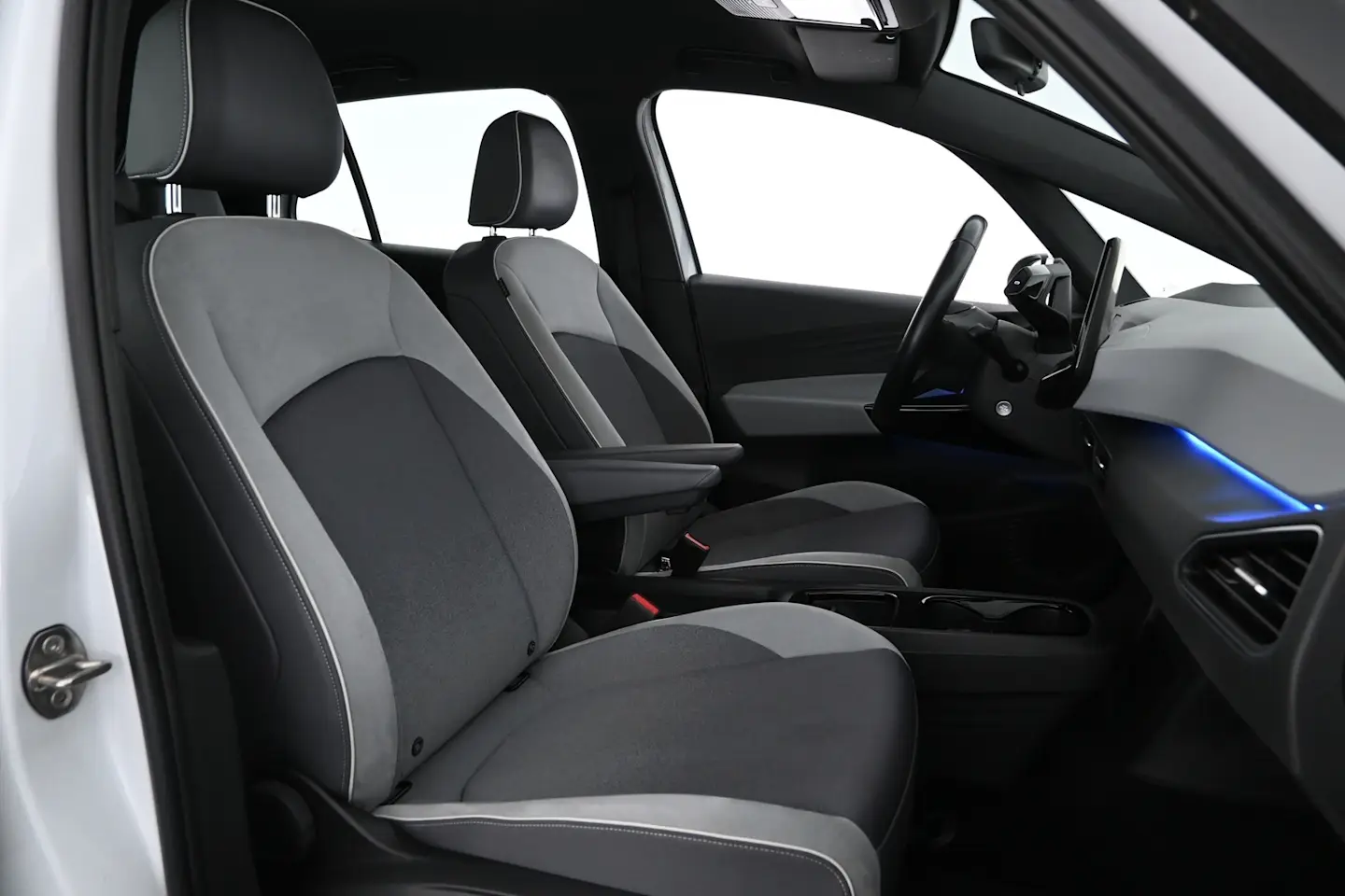 Car Image - 7Mk4jl2fbiLT0IhFqo3kDk