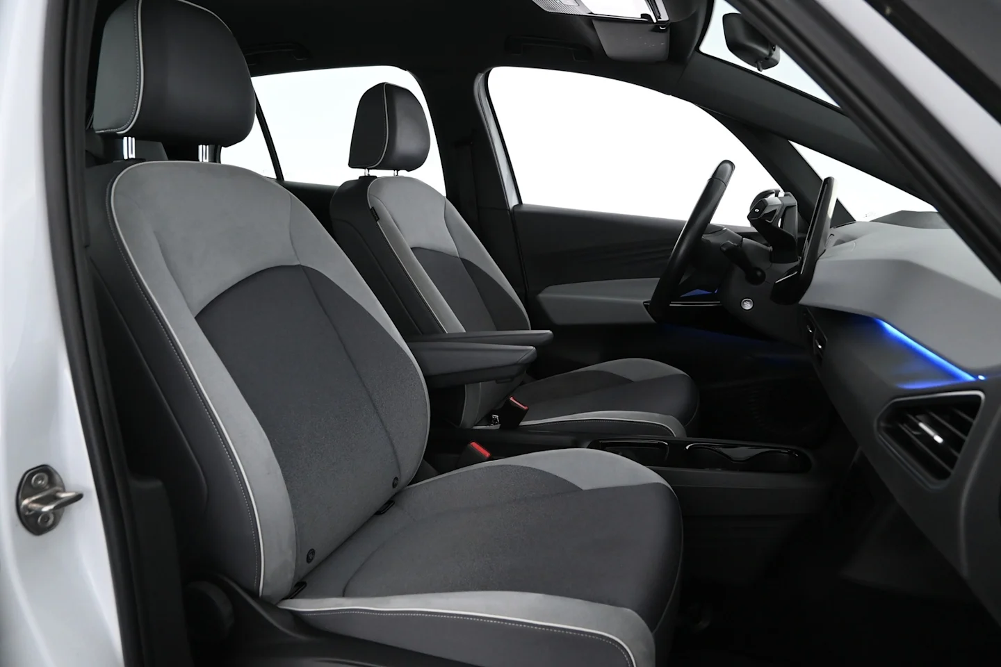 Car Image - 7Mk4jl2fbiLT0IhFqo3kDk