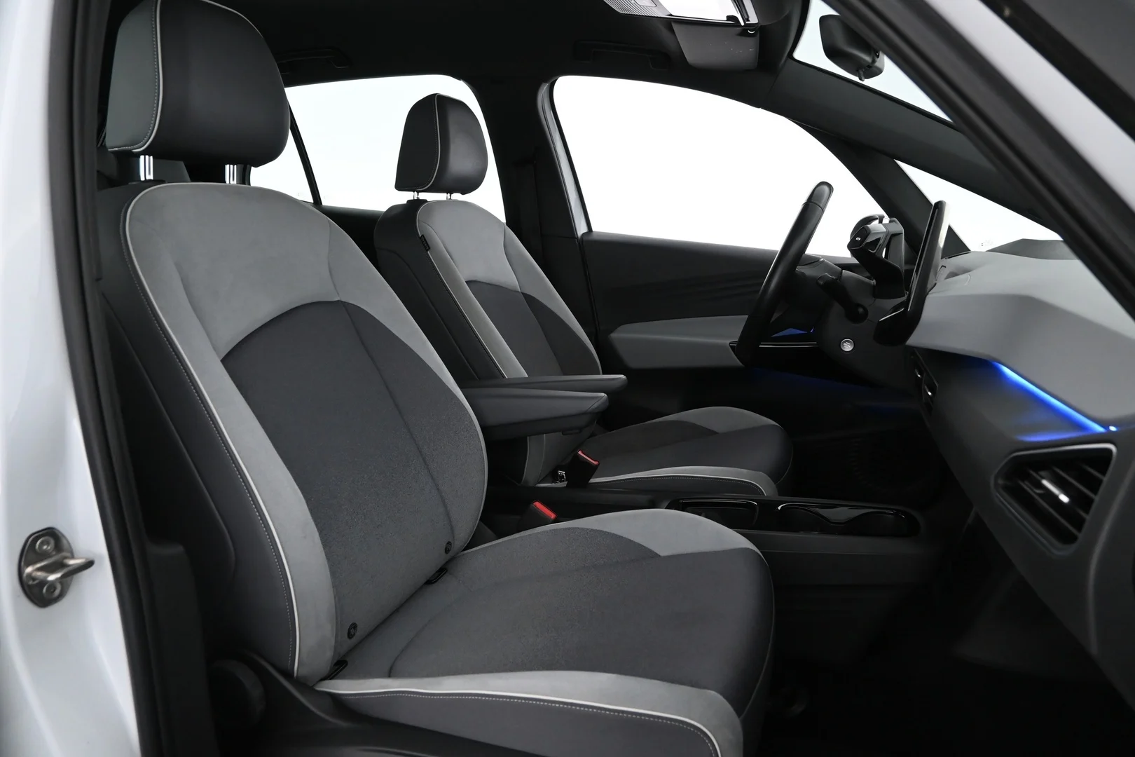 Car Image - 7Mk4jl2fbiLT0IhFqo3kDk