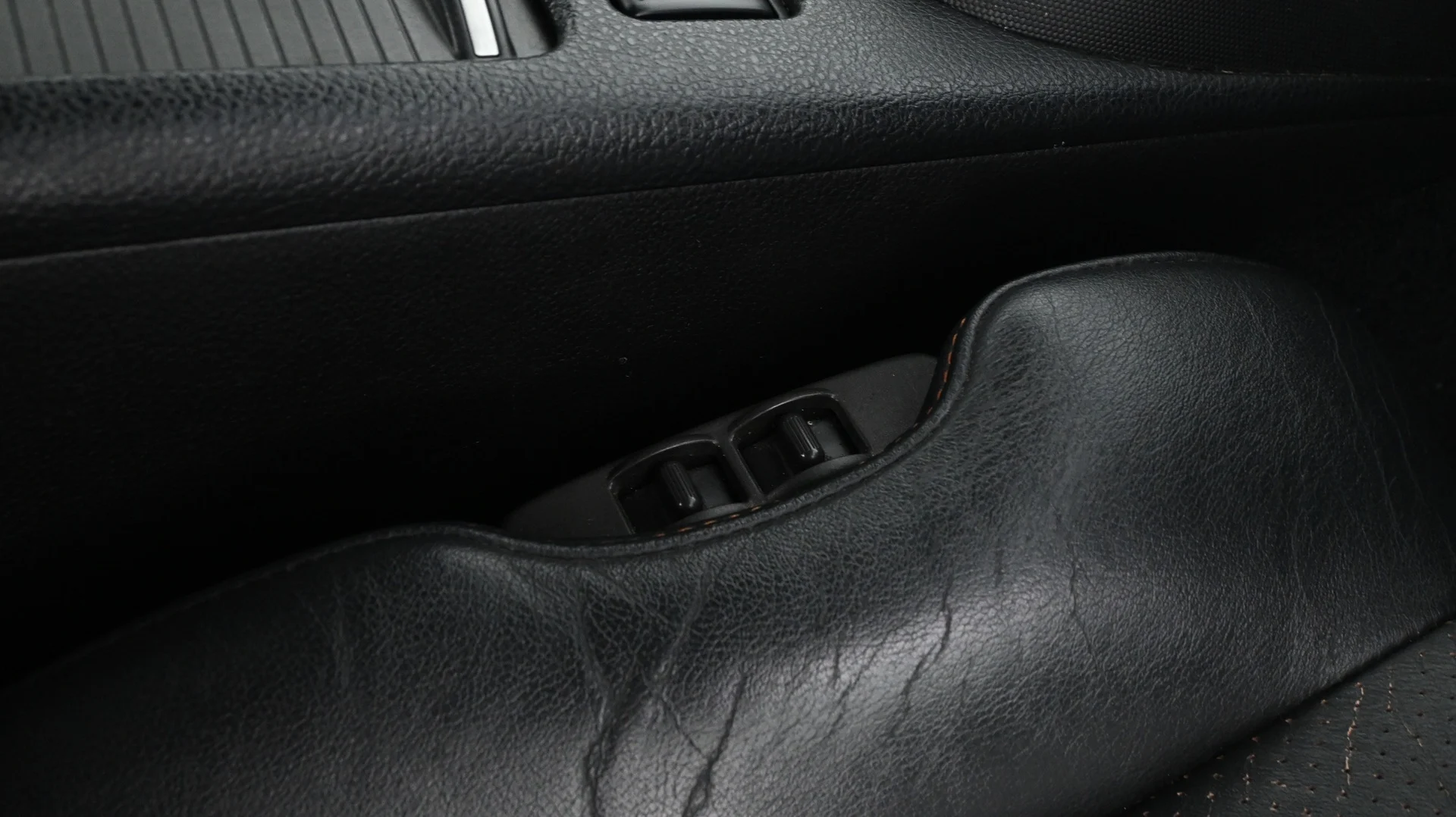 Car Image - 1tk12uyYnLqaH9OfiQCDGn
