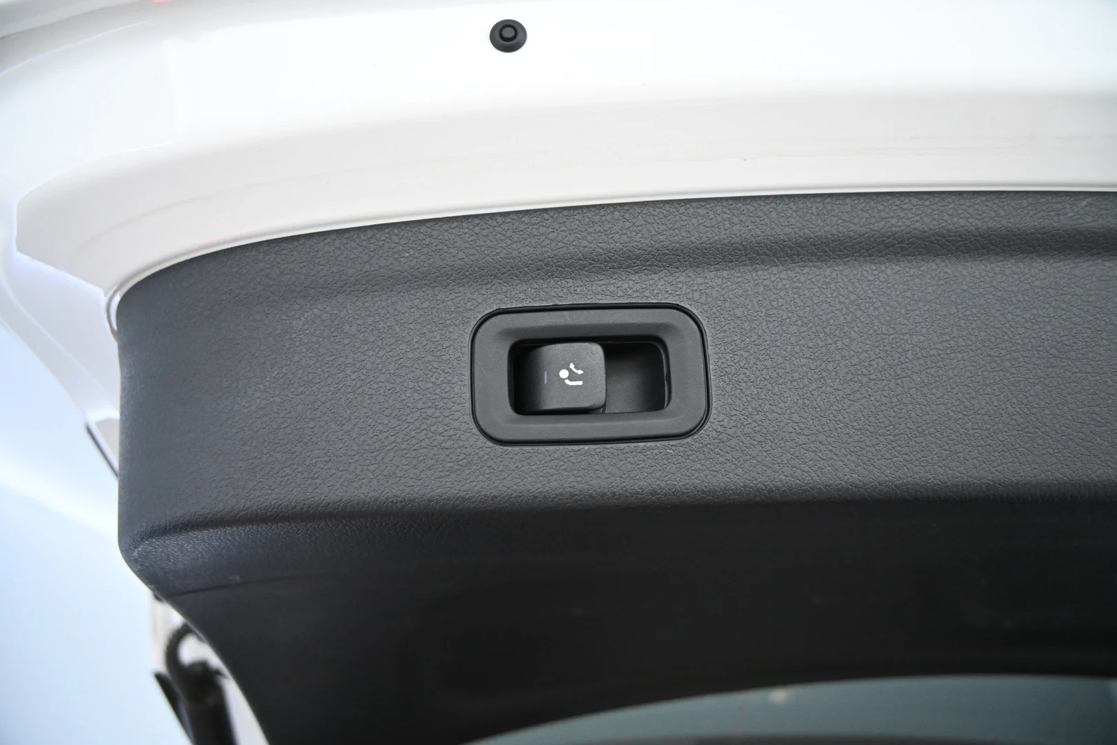 Car Image - 3D5fKcLzSTpk8OKlaDreCY