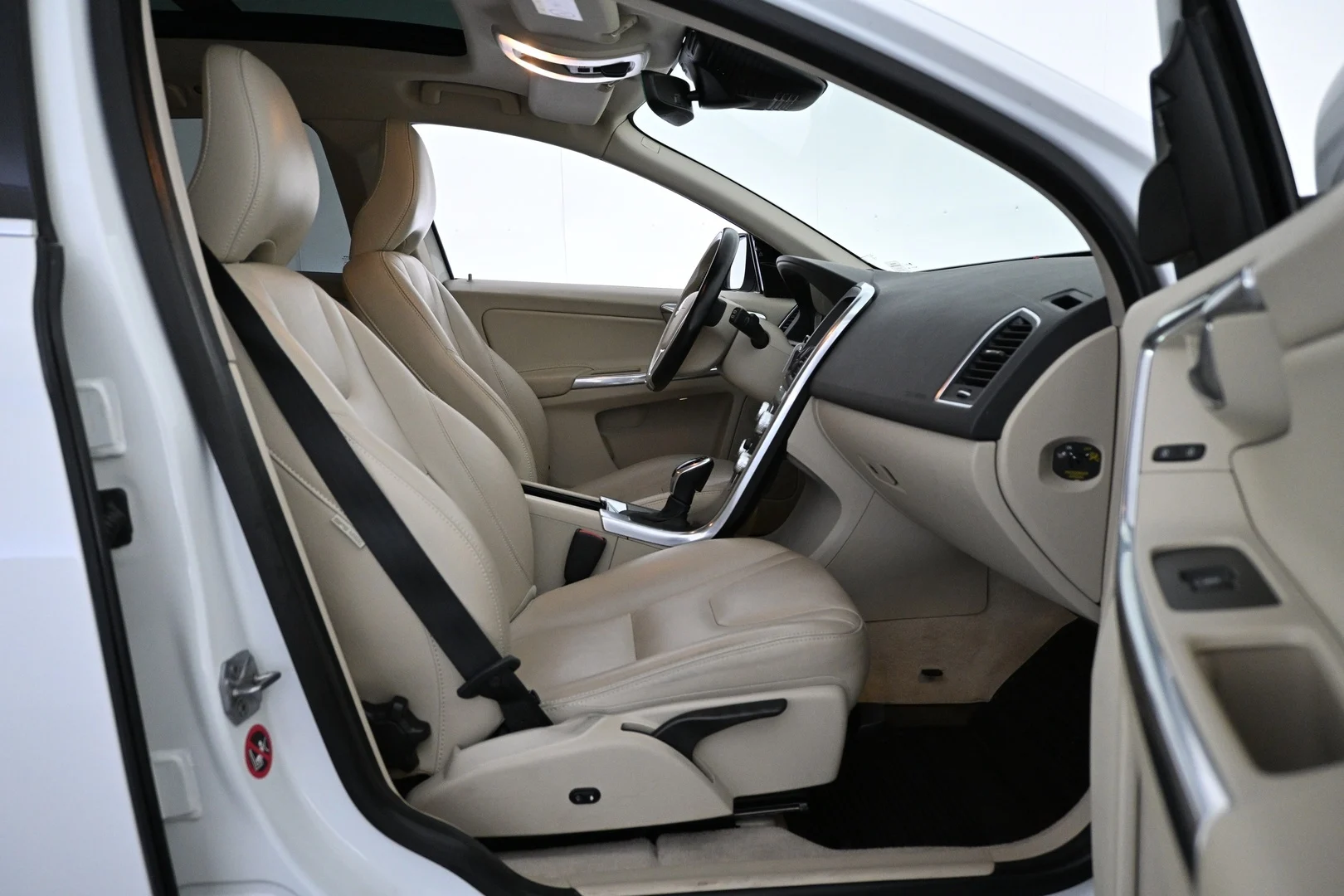 Car Image - 2tI52ZNmjdt5Z2e7dkLfOE