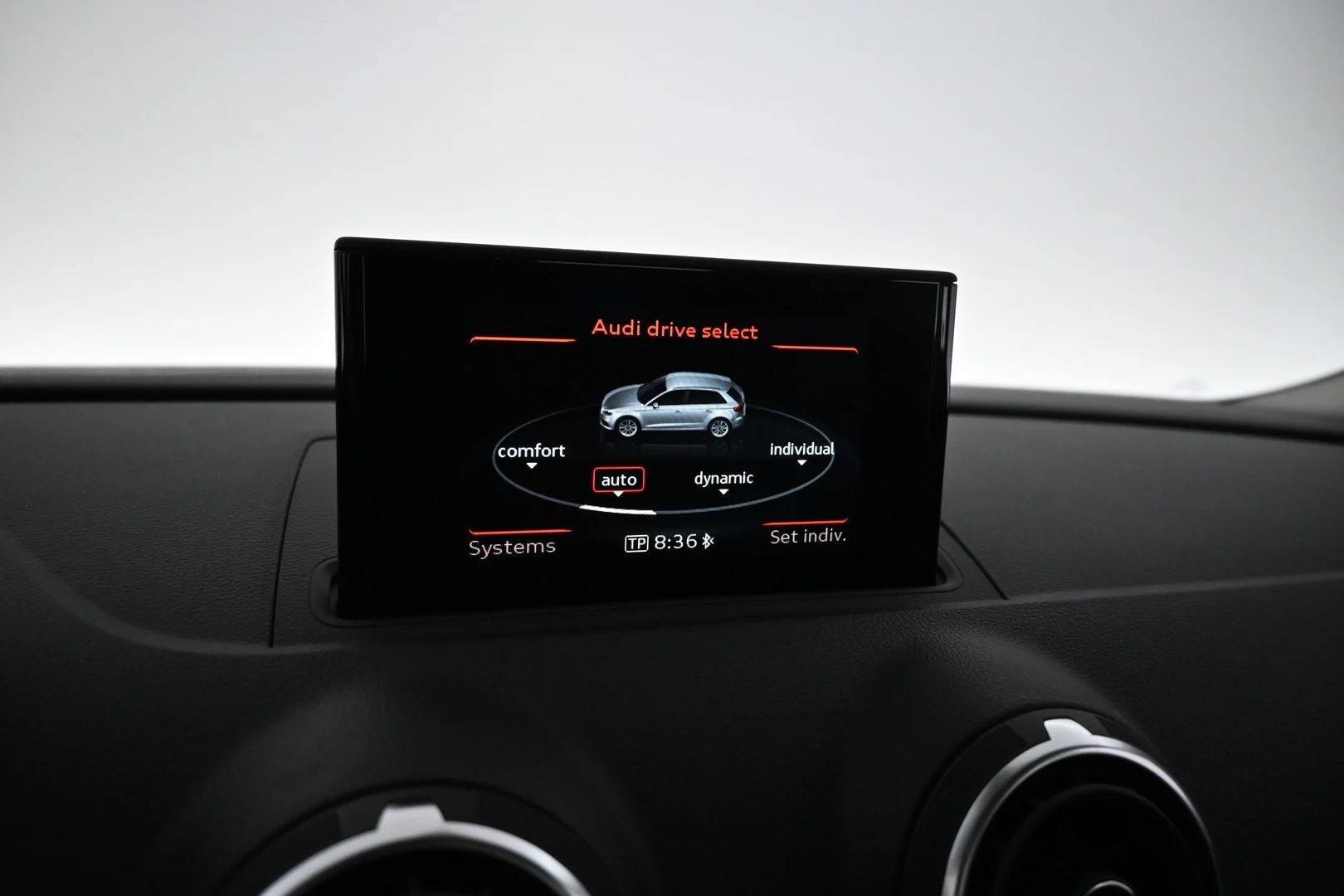 Car Image - 6xwnLx5BxqXByNABEuqcec