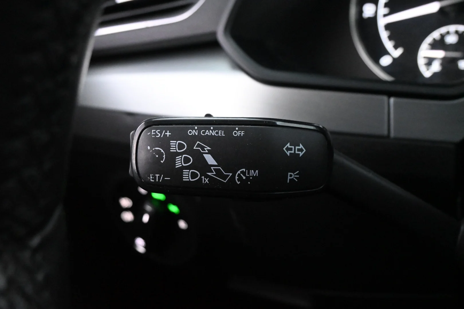 Car Image - jED9IBC5cv4NGFKDLZNA2