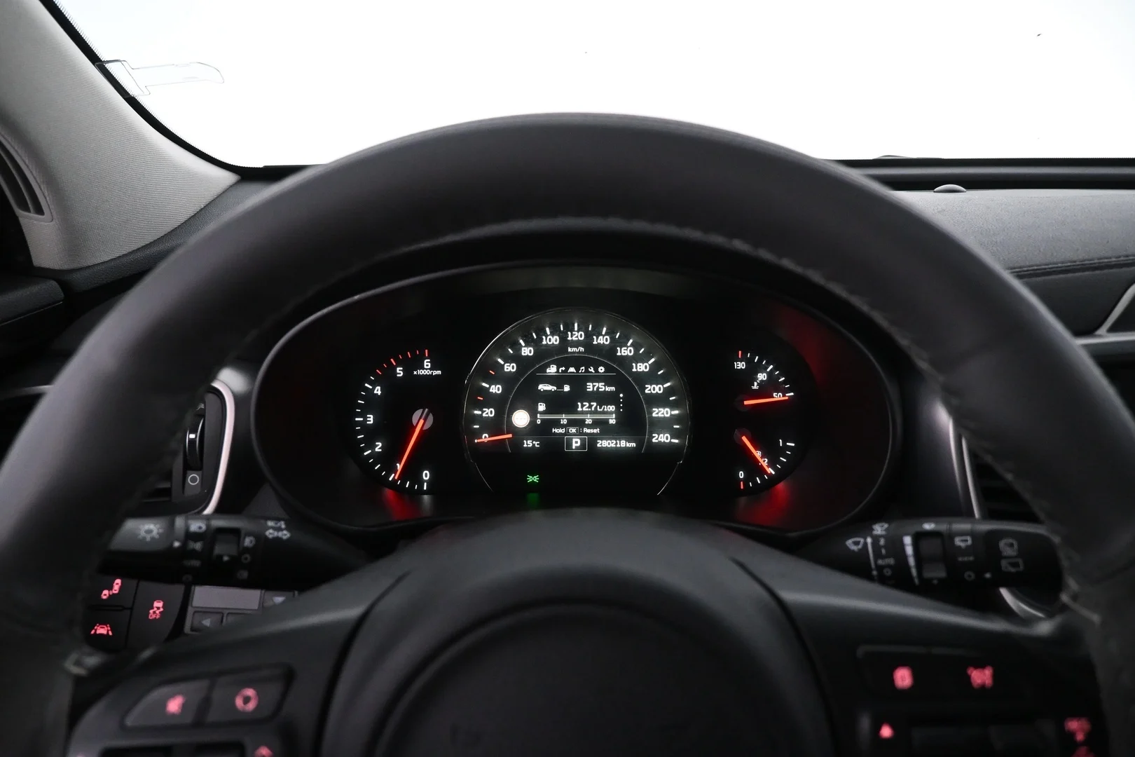 Car Image - 7aIsUShPyGPIqt3Cn77F68