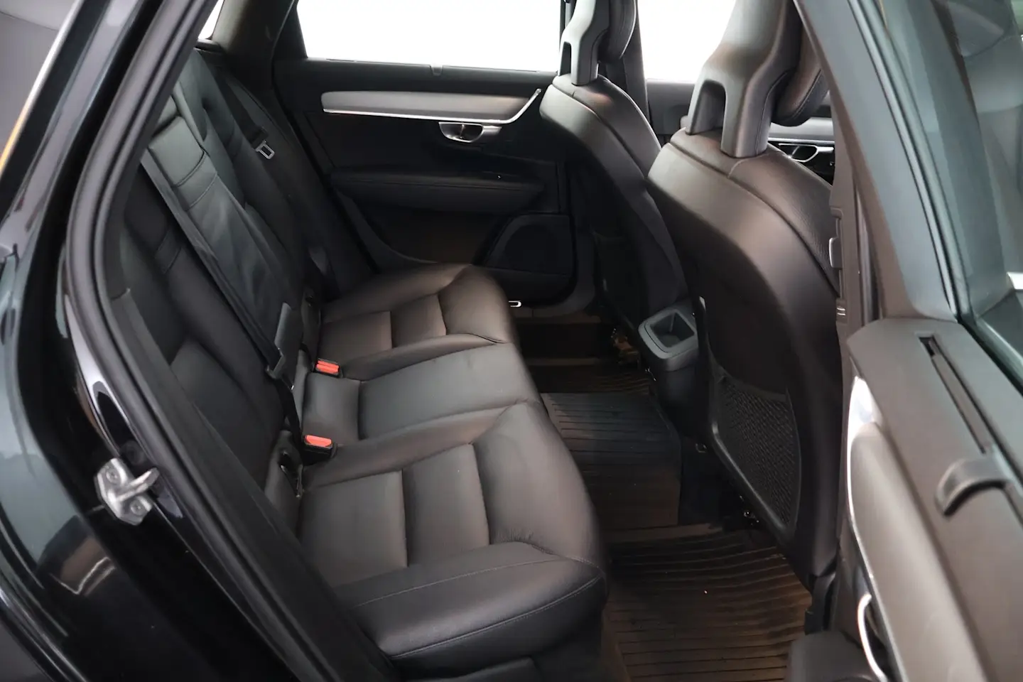 Car Image - 73Q5M2wTCcbRbEvpNTaK4W