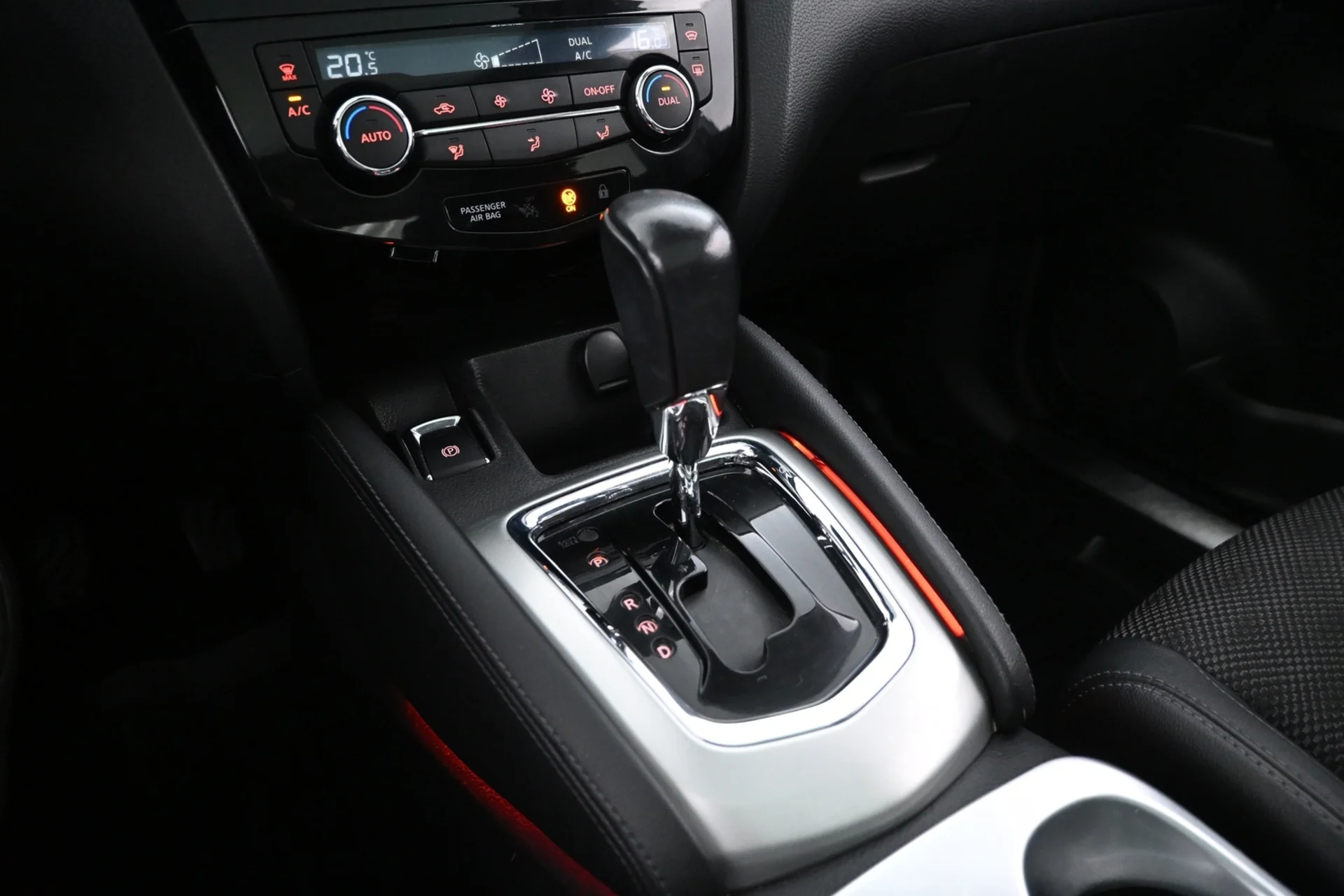 Car Image - 1Xz1Rsjlm6tV7zrxbkKg98