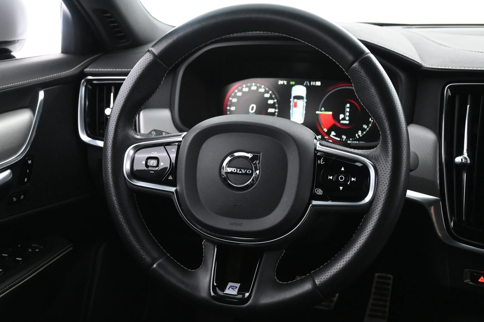 Car Image - 2q6MQuQaJgb1LMOH2yTVty