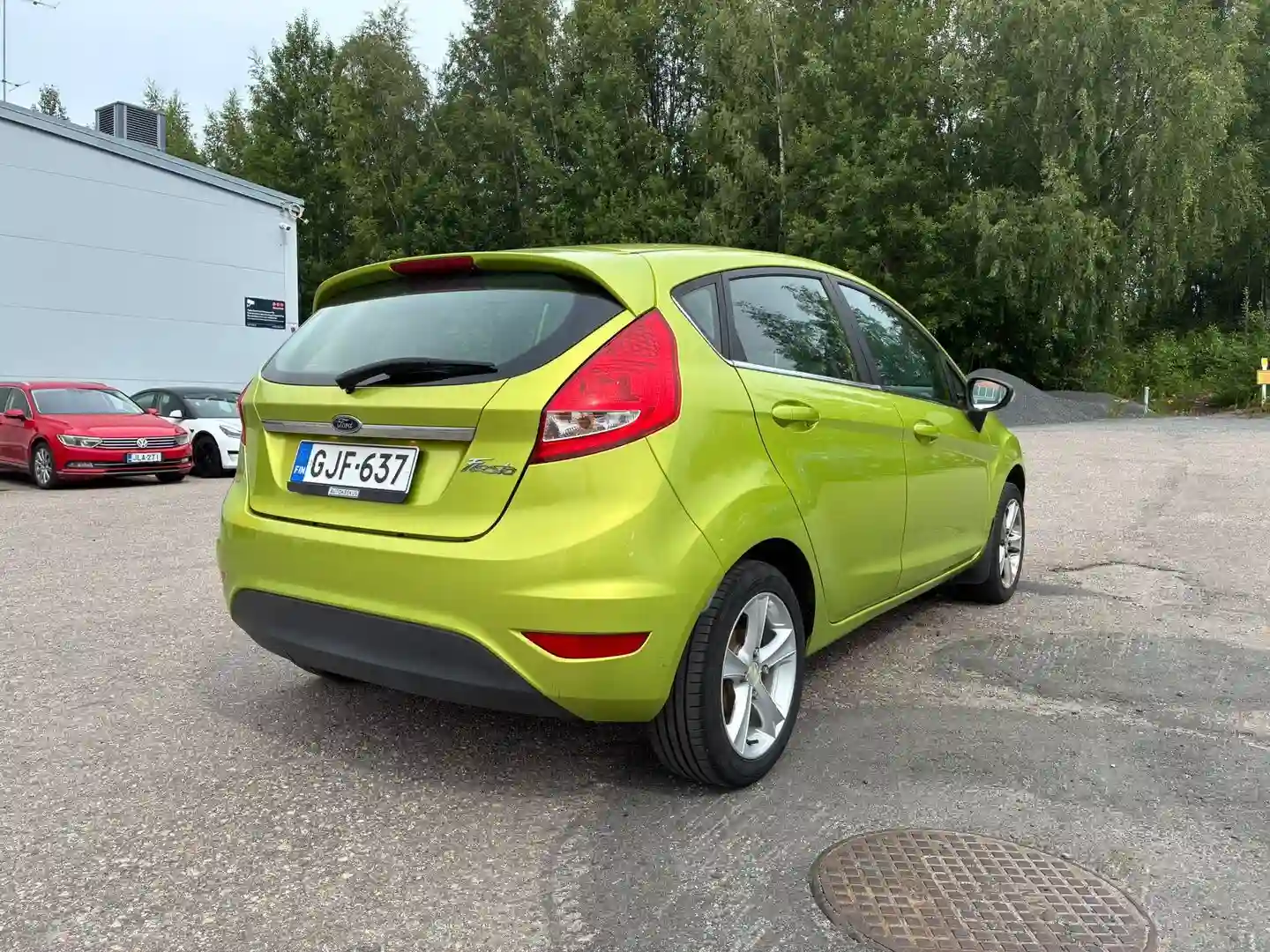 Car Image - 79Ezo0RwwGk69SOwyM8vBW