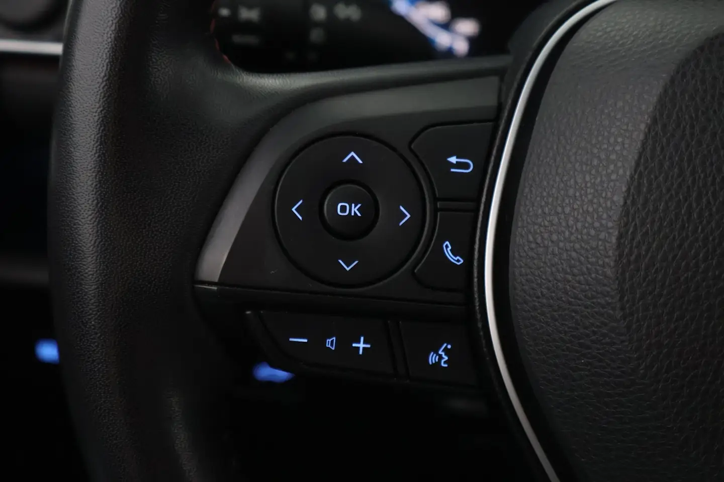 Car Image - 4bj08wylc5uFS9eBOrYJlO