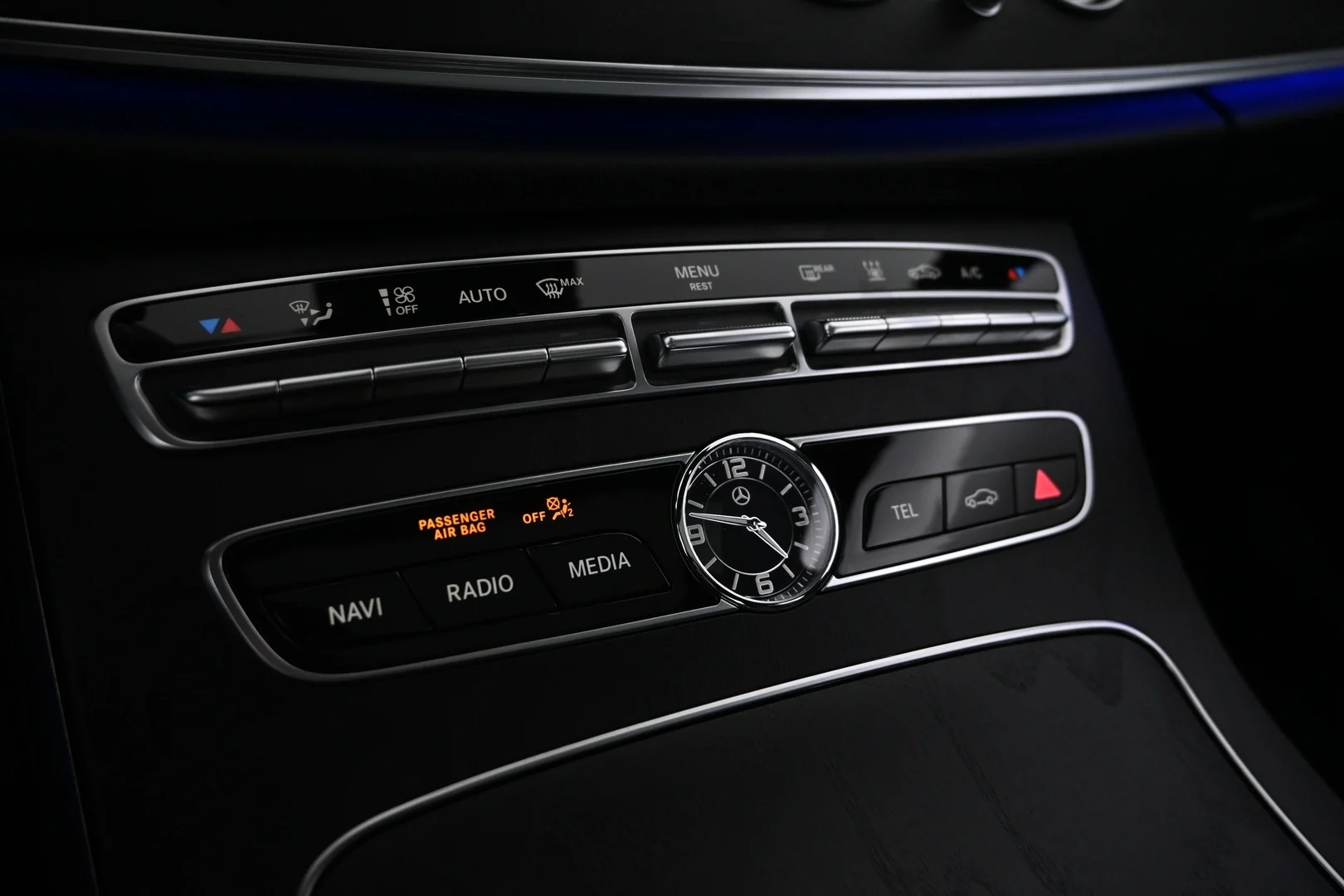 Car Image - 60gFY4Nr4UzNzPBzEoRlTa