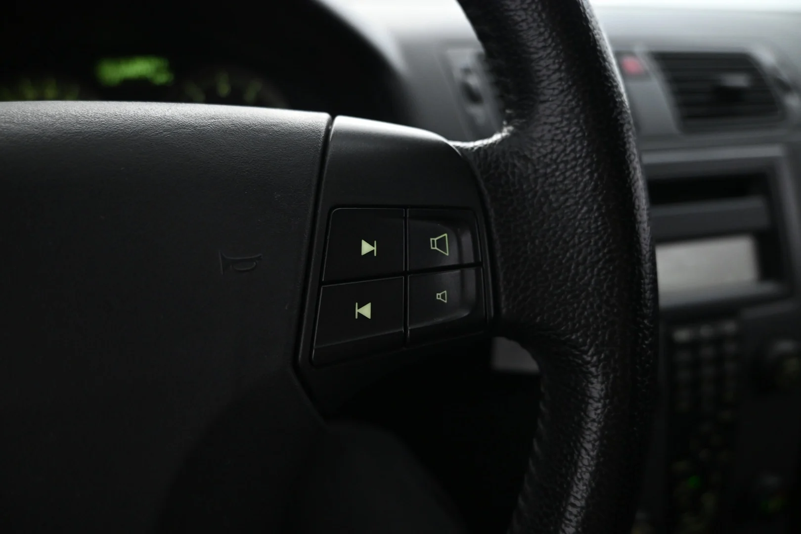 Car Image - OdTAfKeN7FrRBwCW57FWo