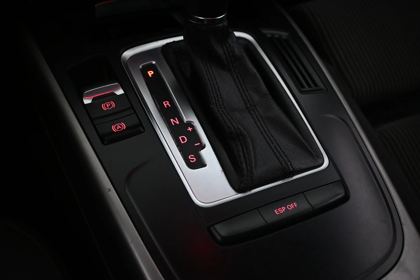 Car Image - tQpYGh72Y9LcvFpPVr6Sr
