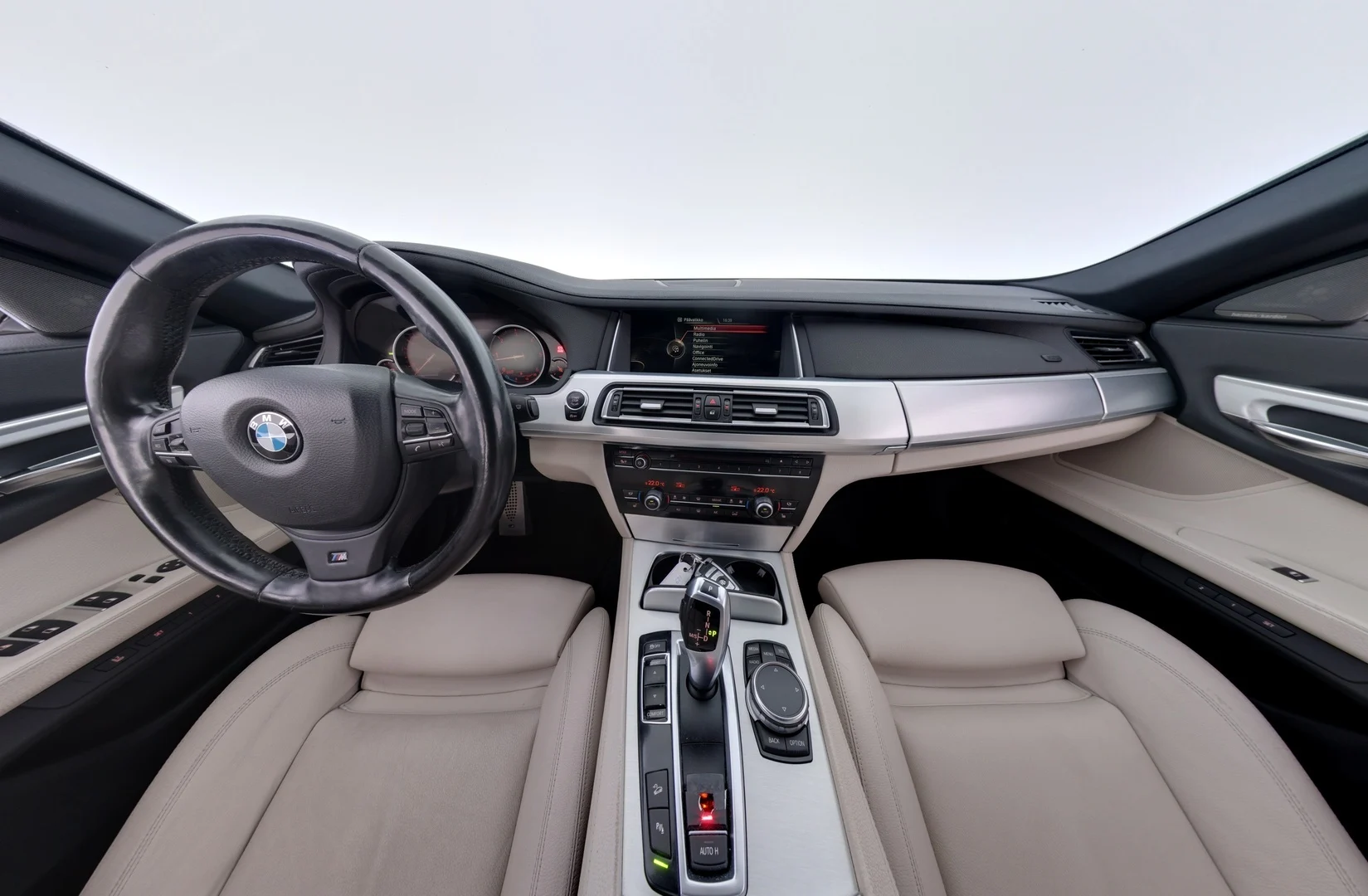 Car Image - 5I69qVt0EjUyJxTT4jmH6w