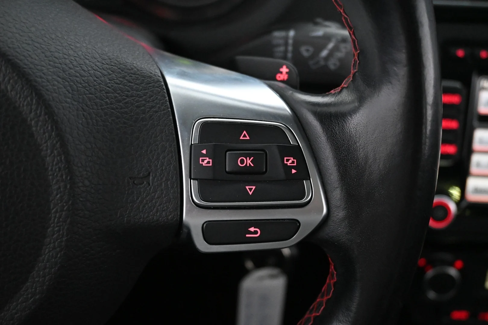 Car Image - 5nGQ3digkYcNo2KCEdI6tr