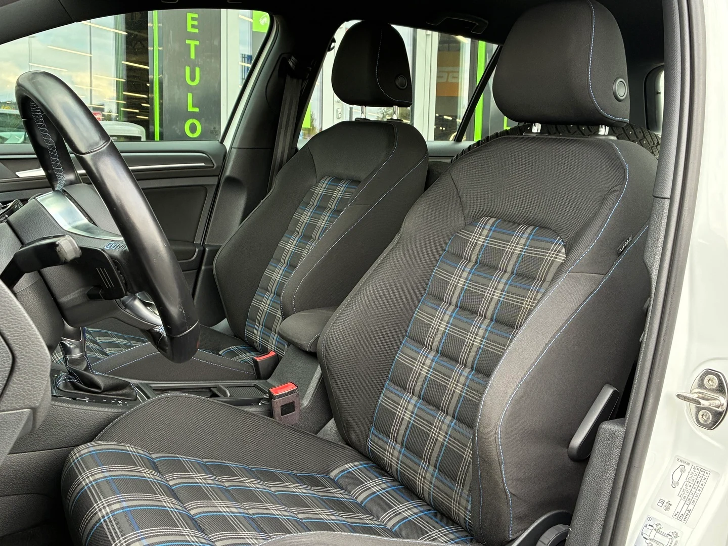 Car Image - 7Hda1ru9wFCDACxVhmStpq