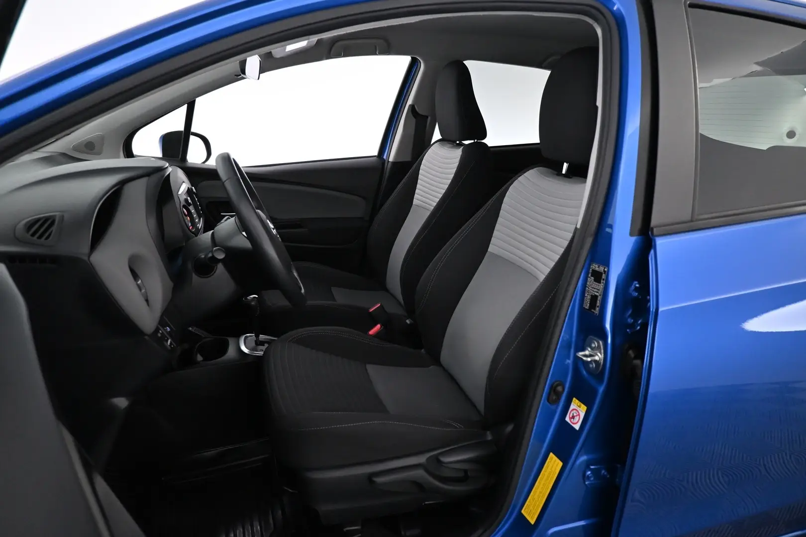 Car Image - 6iyTmQT3v4BtQt2HwEt4Wi