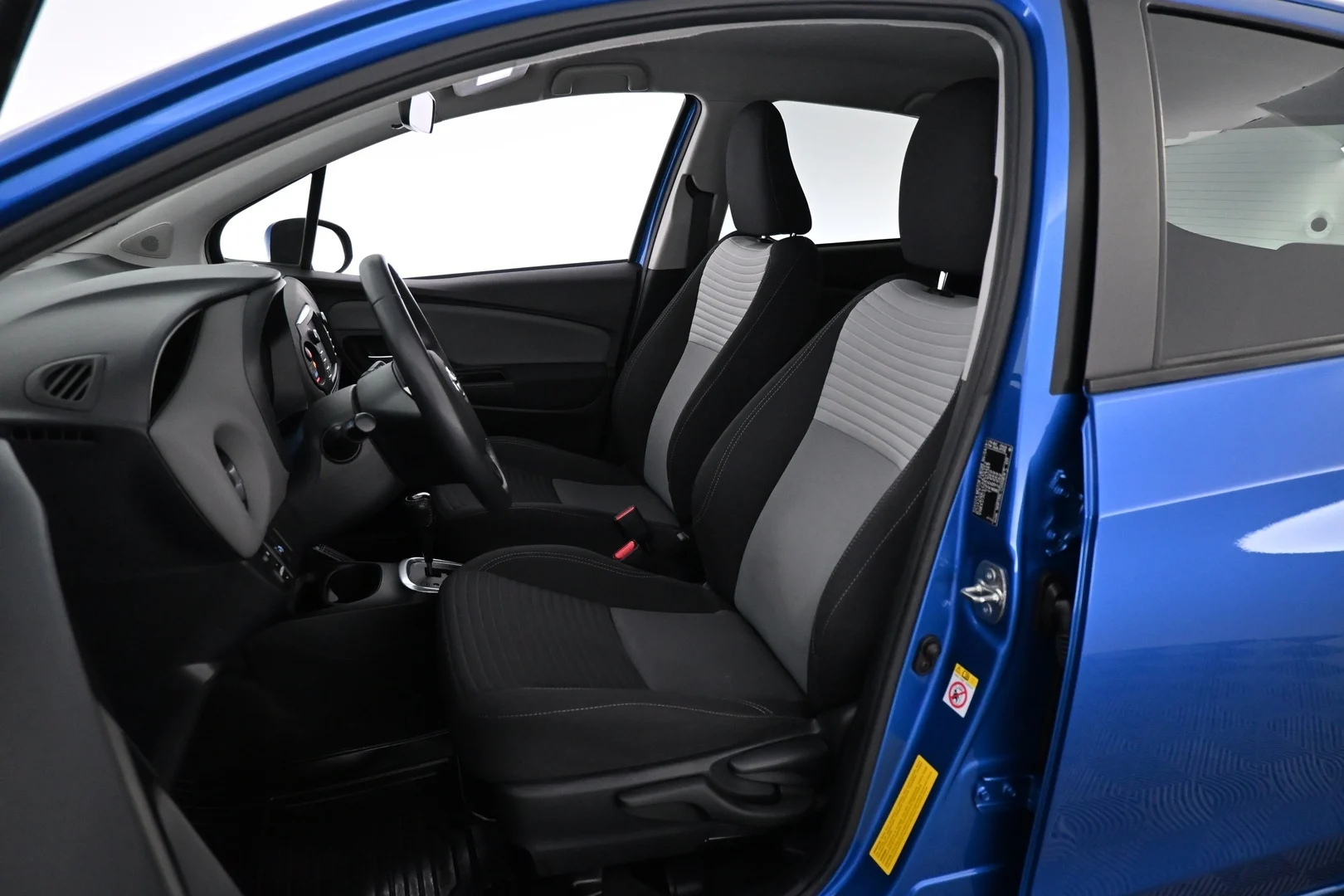 Car Image - 6iyTmQT3v4BtQt2HwEt4Wi