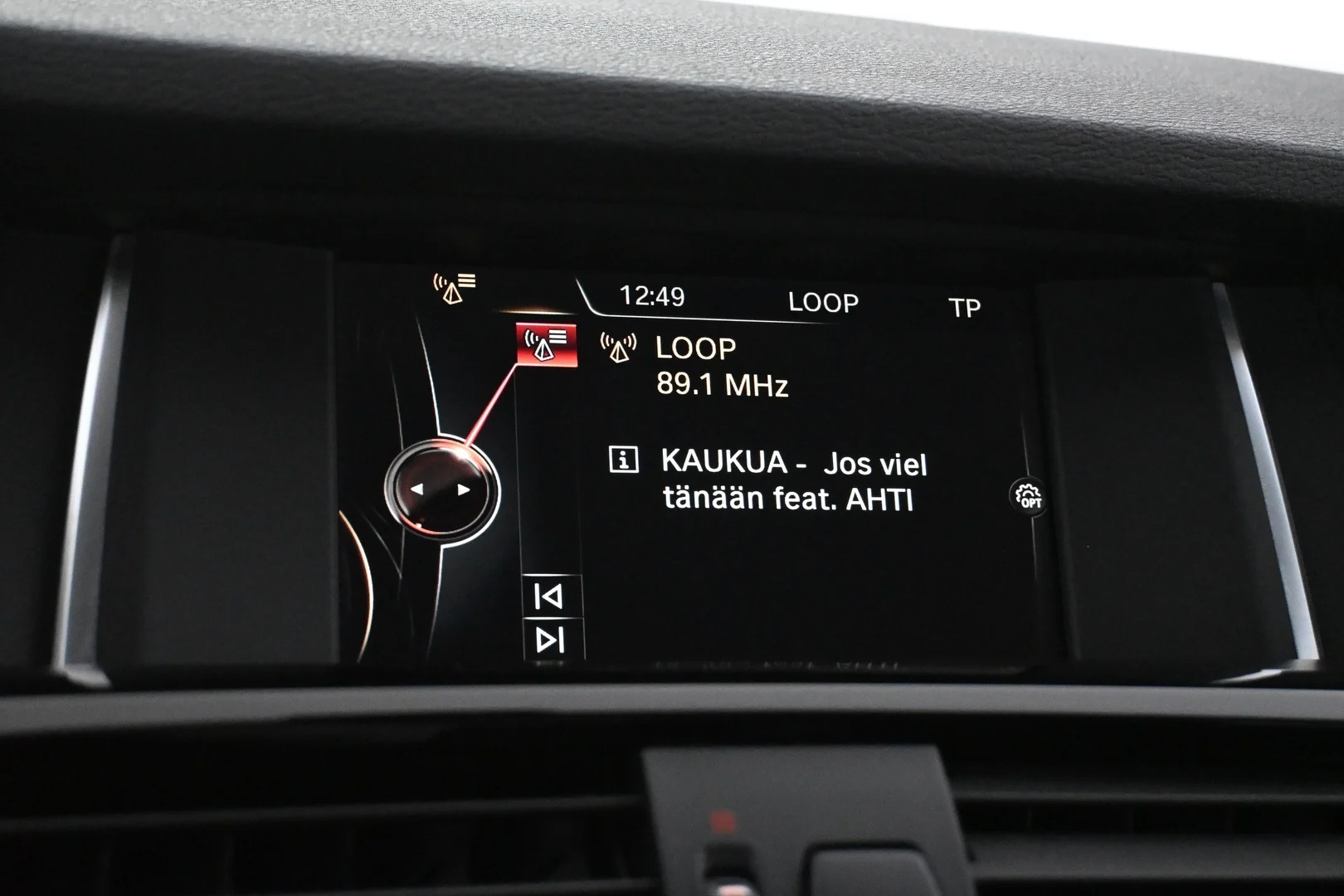 Car Image - 30XB3VVtP9wPeDobUBkx4A
