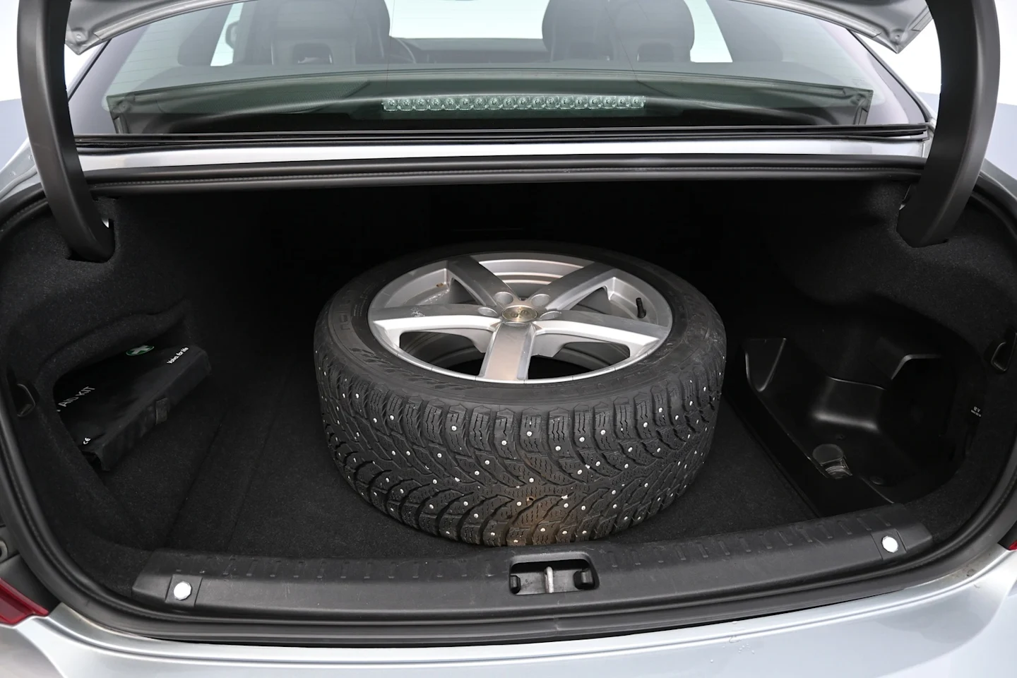 Car Image - 6jxSreZWObsLcBFnjaoGym