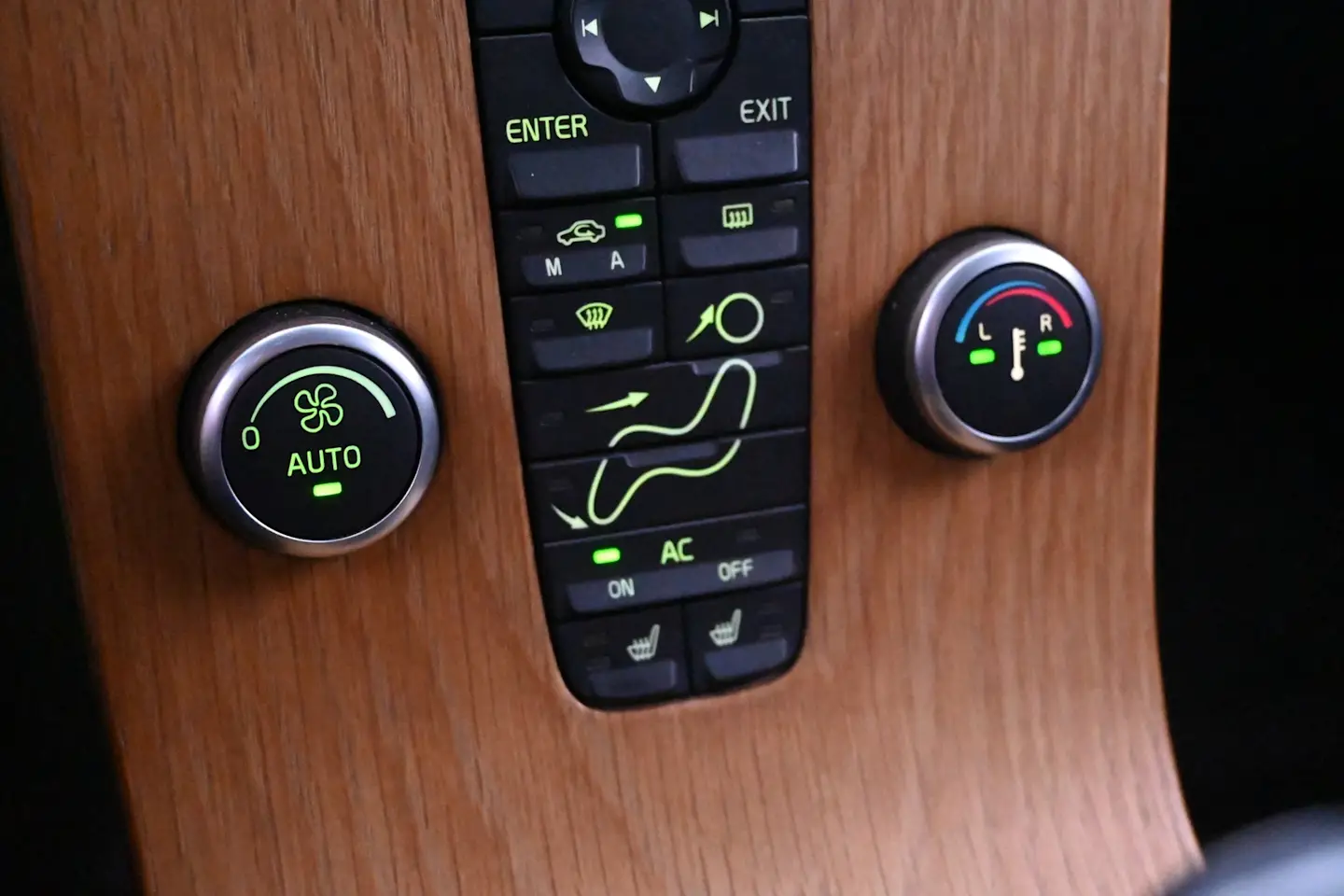 Car Image - 26B2MIjldHAyTR1ODWup8e