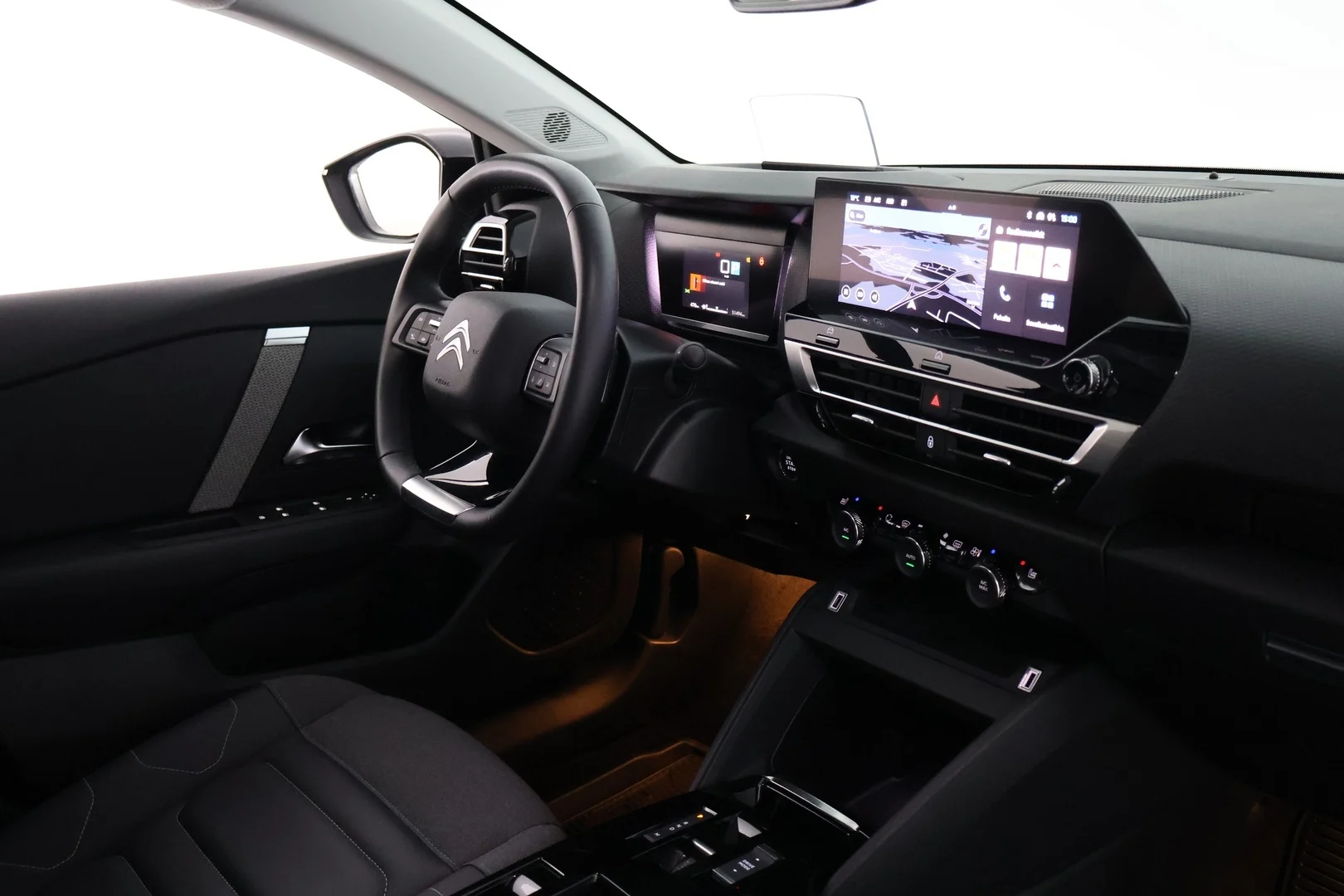Car Image - toA3vkIdLHVkFbEszehQY