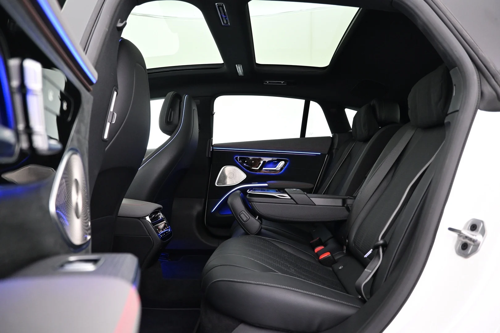 Car Image - 6GEIWx5IbW4UXBfQ6HCgnQ