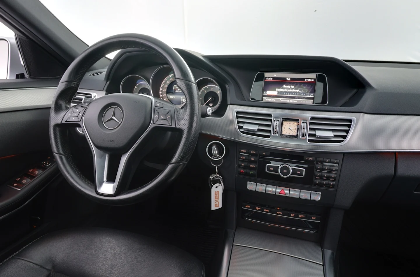 Car Image - 5TWscnpUxzUFI4HVBX4yfN