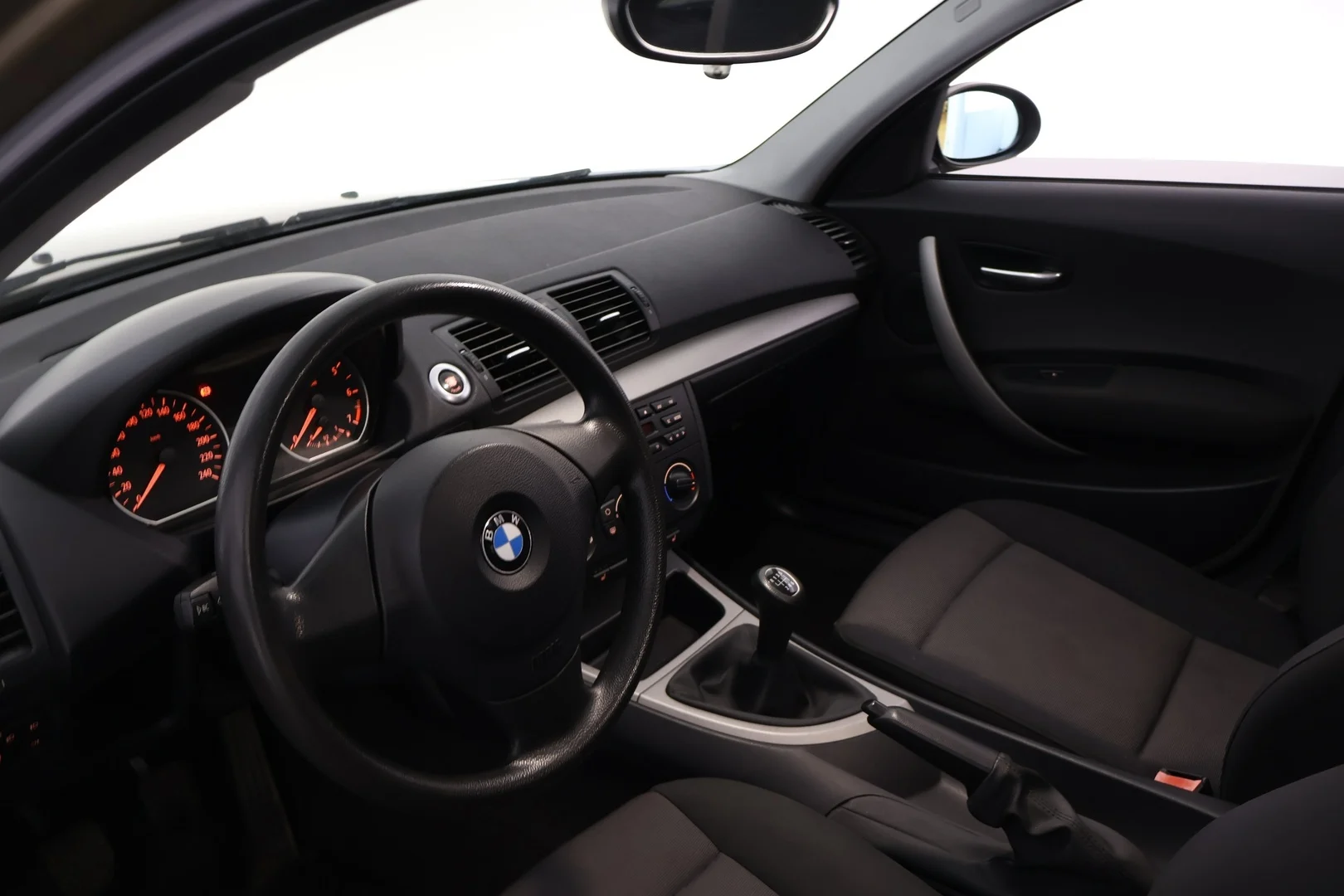 Car Image - 1GCkiONAnqPOhX88luRzhb