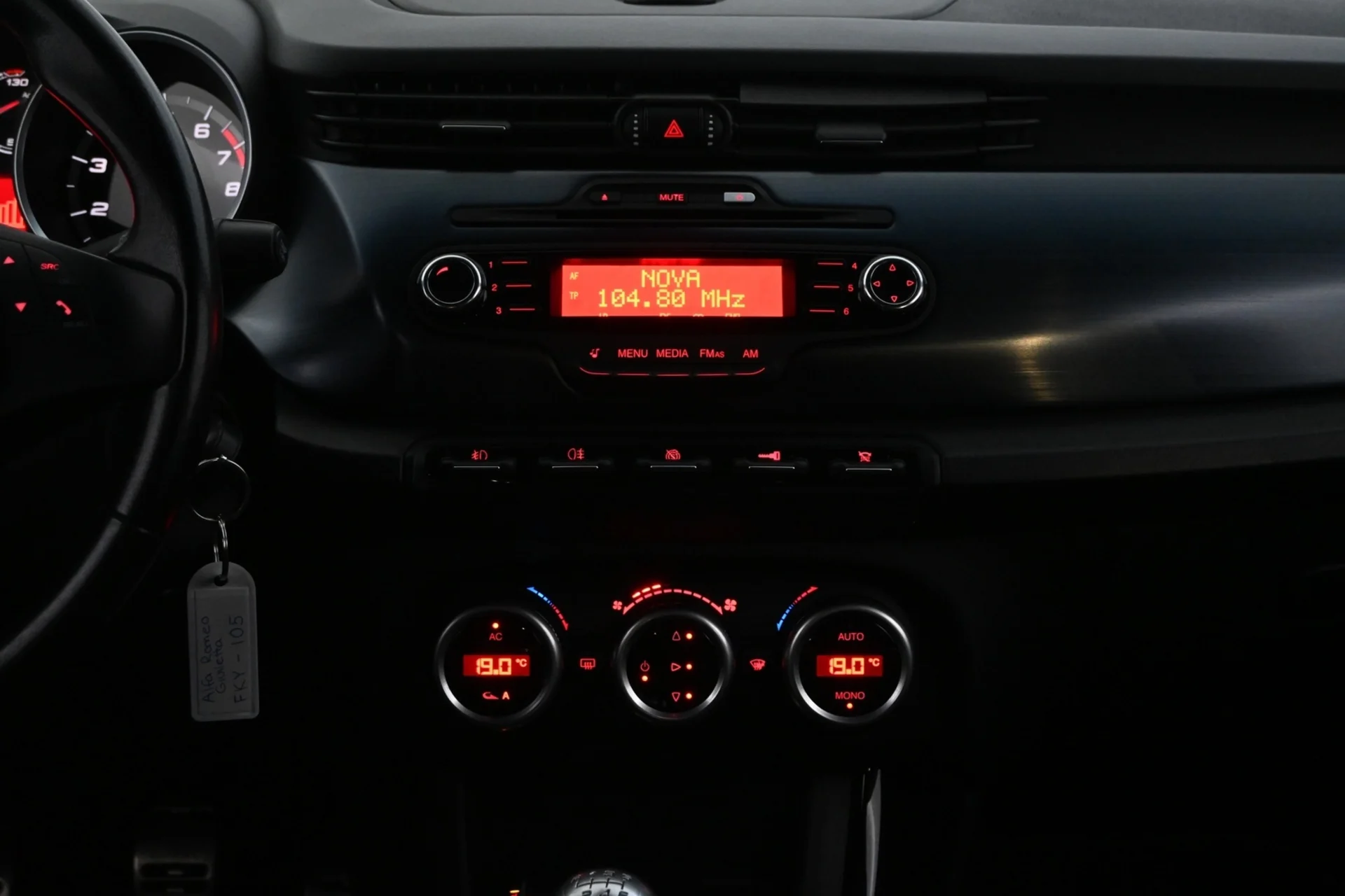 Car Image - tG6IkYX9dTw1M82Vvjk5x