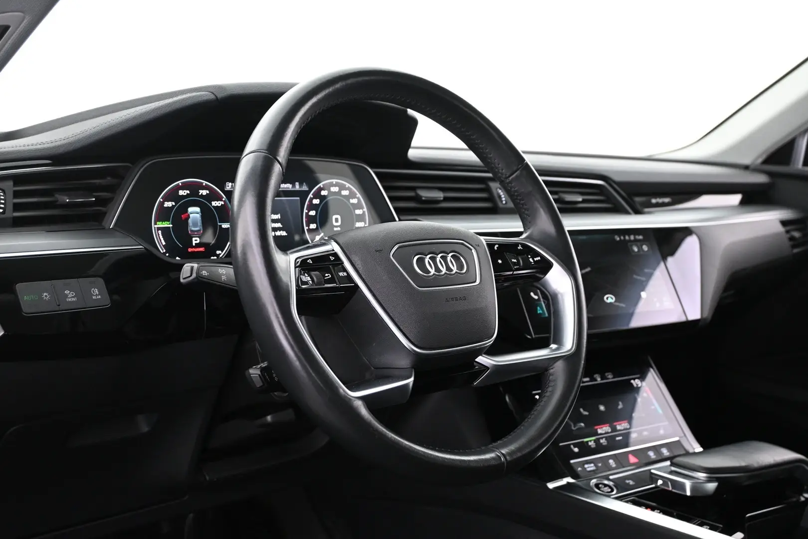 Car Image - 6llDr0O4cYsOYegXKb1o3O